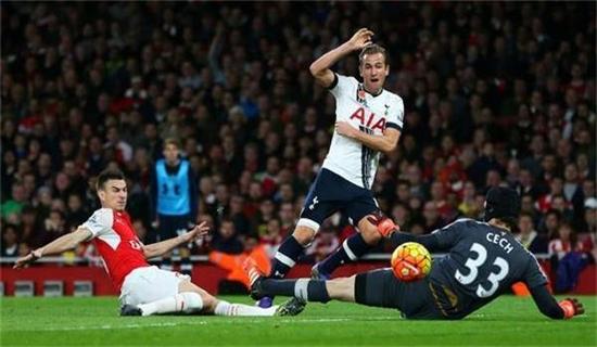 在探讨湖人 在探讨湖人